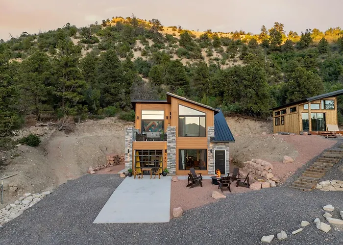 Mountainside Retreat Climbing Wall Zion Bryce 3Br Stargazing Firepit Ev