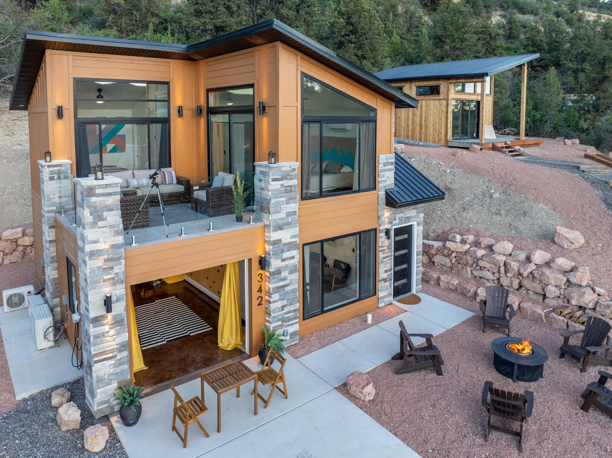 Mountainside Retreat Climbing Zion Bryce 3br Stargazing Firepit Ev Casa de Férias Glendale